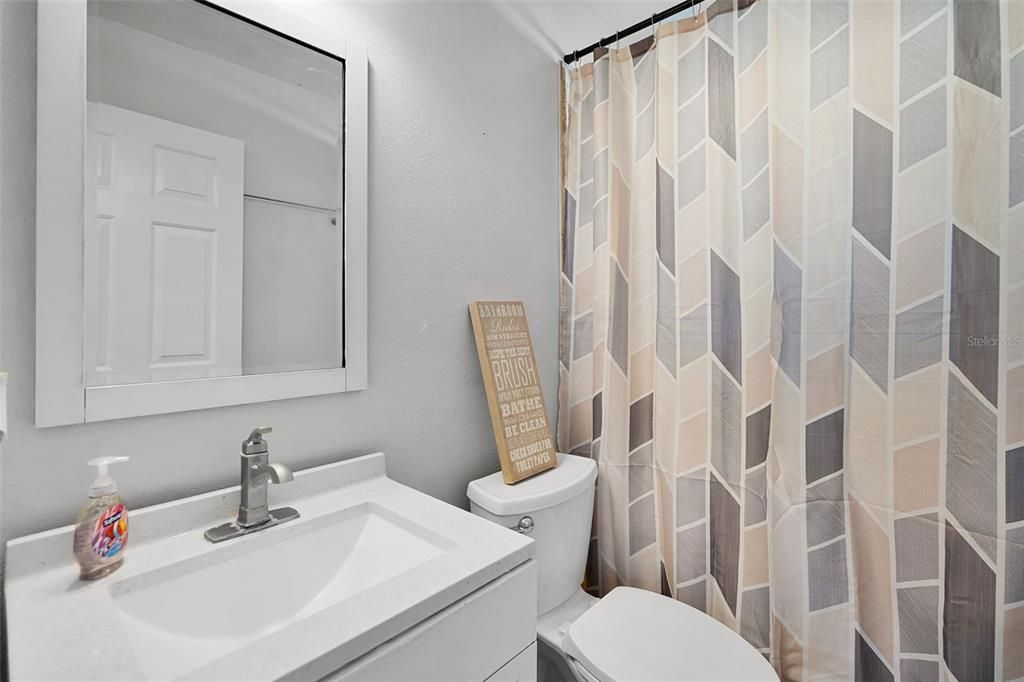 Activo con contrato: $324,900 (3 camas, 2 baños, 1179 Pies cuadrados)