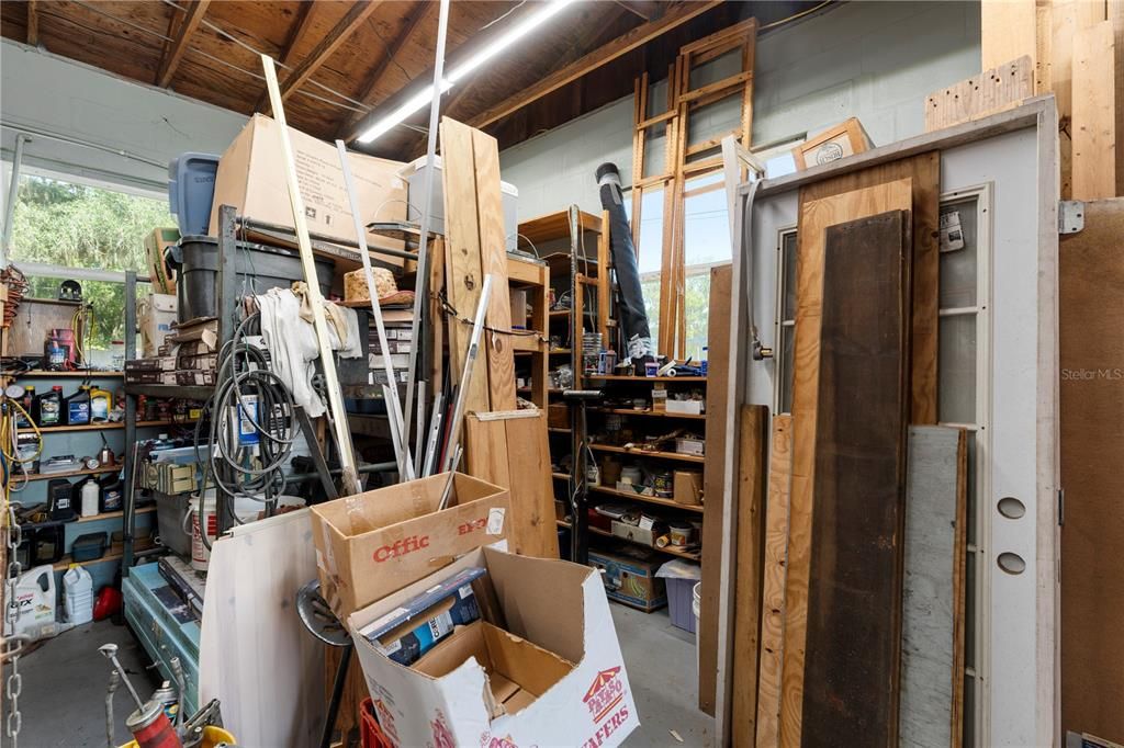 For Sale: $419,999 (4 beds, 2 baths, 1606 Square Feet)