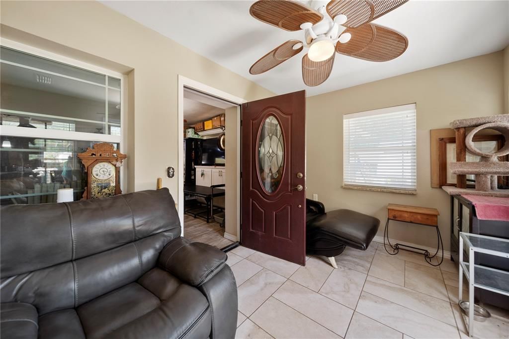 For Sale: $419,999 (4 beds, 2 baths, 1606 Square Feet)