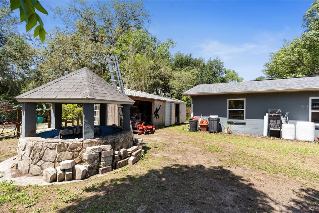 For Sale: $419,999 (4 beds, 2 baths, 1606 Square Feet)