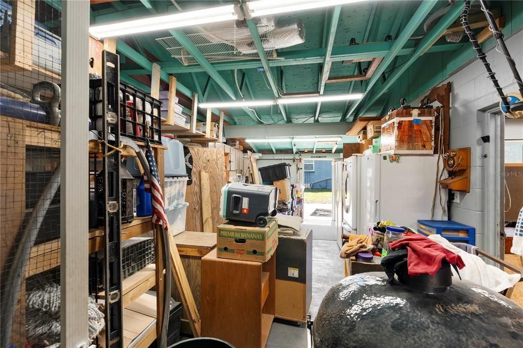 For Sale: $419,999 (4 beds, 2 baths, 1606 Square Feet)