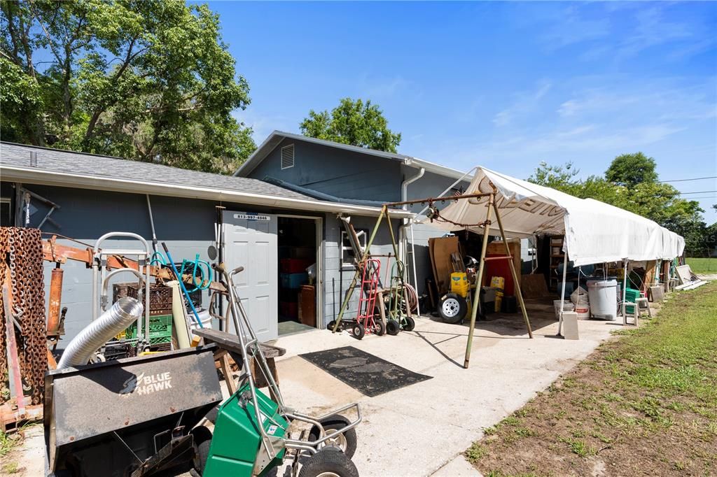 For Sale: $419,999 (4 beds, 2 baths, 1606 Square Feet)