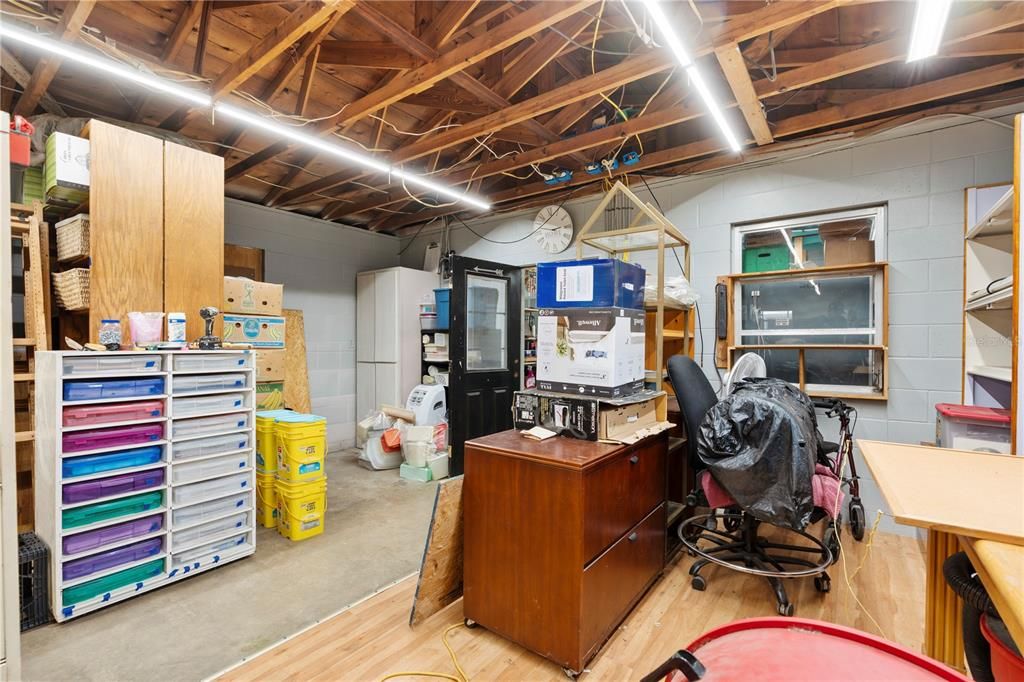 For Sale: $419,999 (4 beds, 2 baths, 1606 Square Feet)