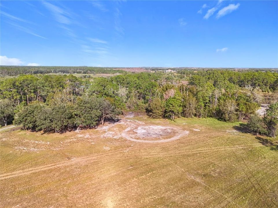 待售: $439,000 (10.29 acres)