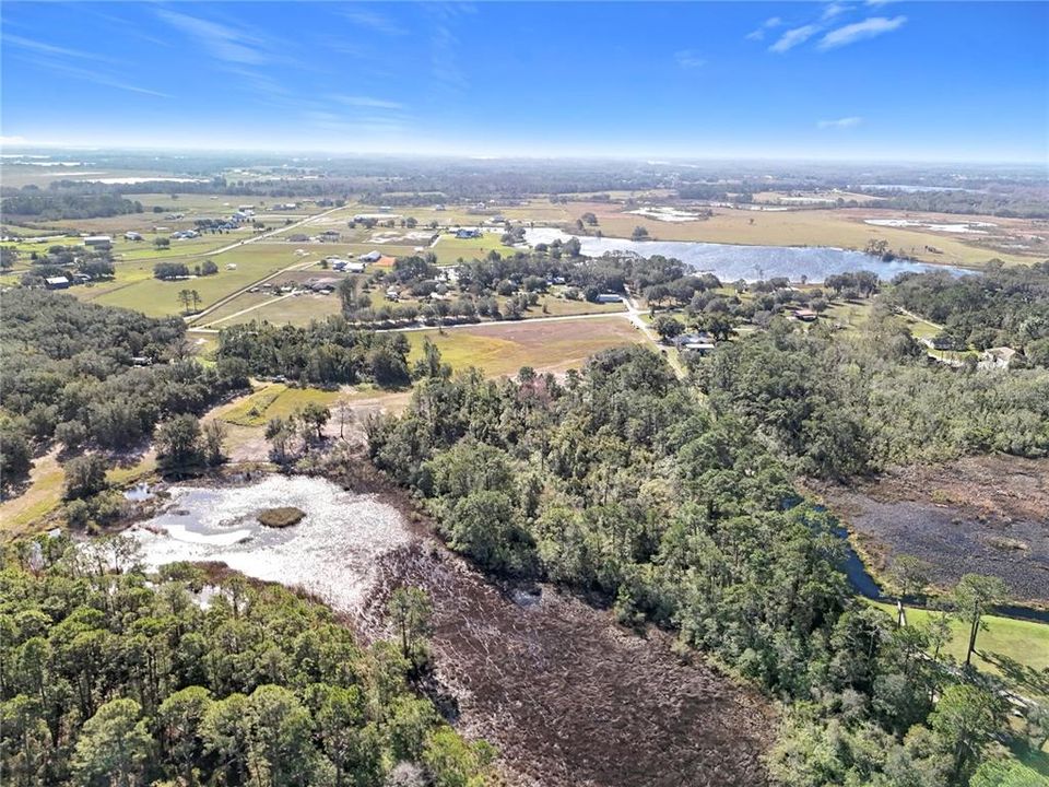 待售: $439,000 (10.29 acres)