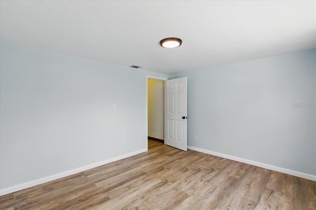 For Sale: $369,900 (3 beds, 2 baths, 1459 Square Feet)