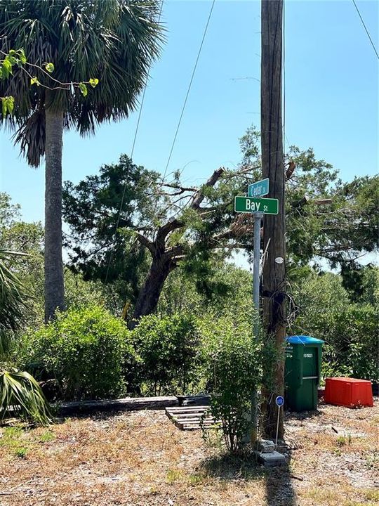 For Sale: $369,900 (3 beds, 2 baths, 1459 Square Feet)