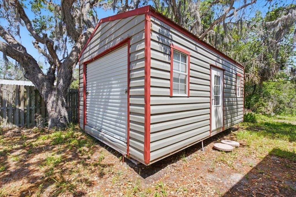 For Sale: $369,900 (3 beds, 2 baths, 1459 Square Feet)