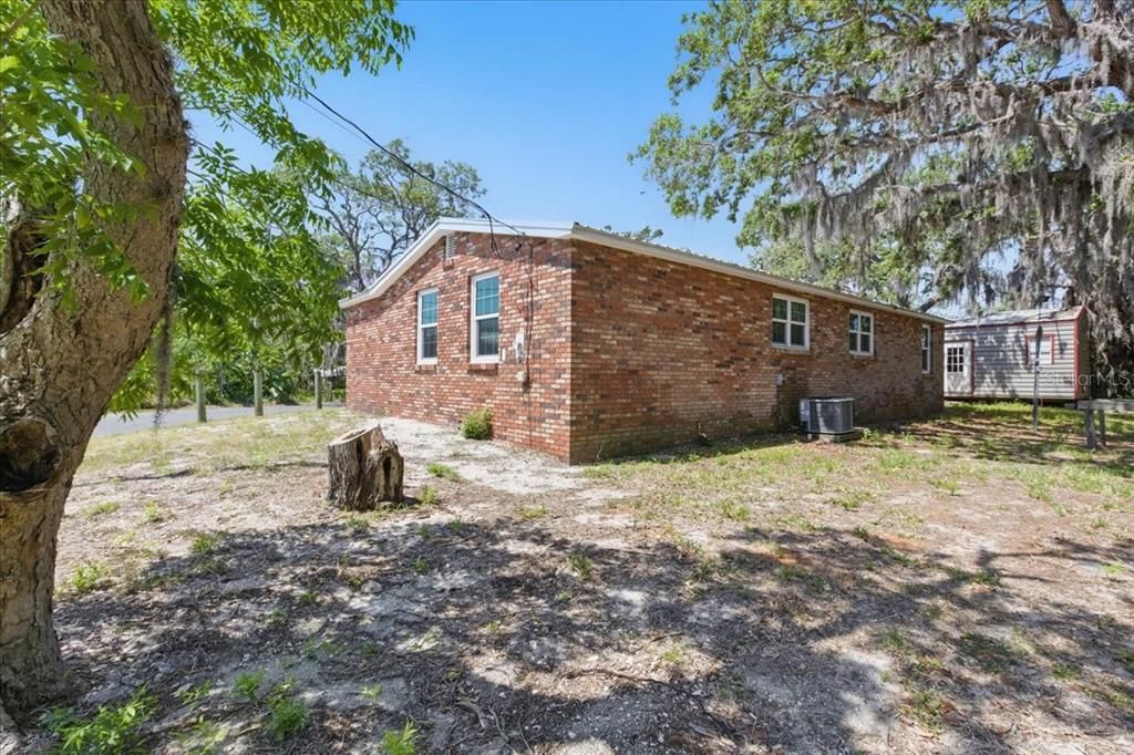 For Sale: $369,900 (3 beds, 2 baths, 1459 Square Feet)