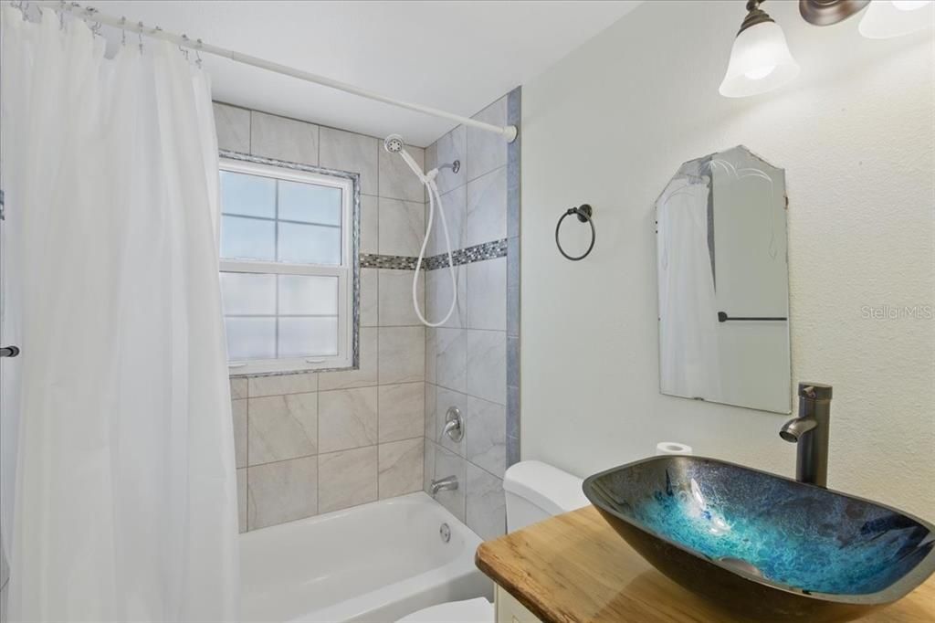 For Sale: $369,900 (3 beds, 2 baths, 1459 Square Feet)