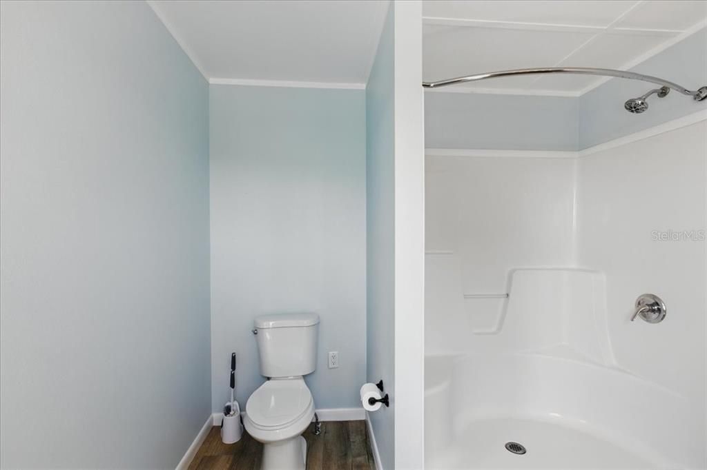 For Sale: $369,900 (3 beds, 2 baths, 1459 Square Feet)