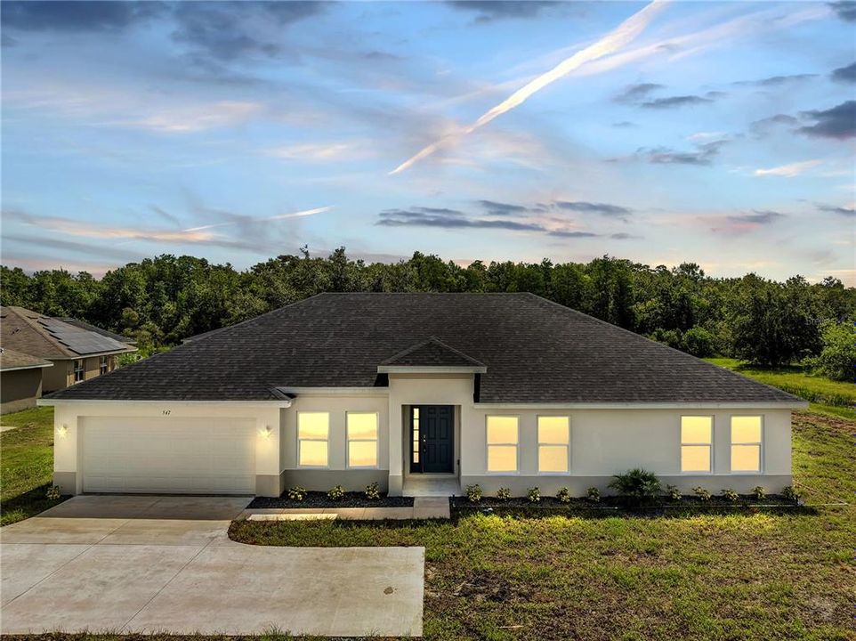 Recently Sold: $359,000 (5 beds, 2 baths, 1964 Square Feet)