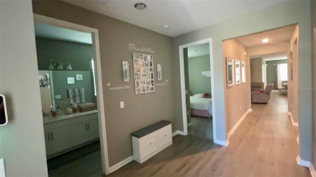 待售: $360,000 (3 贝兹, 2 浴室, 1725 平方英尺)