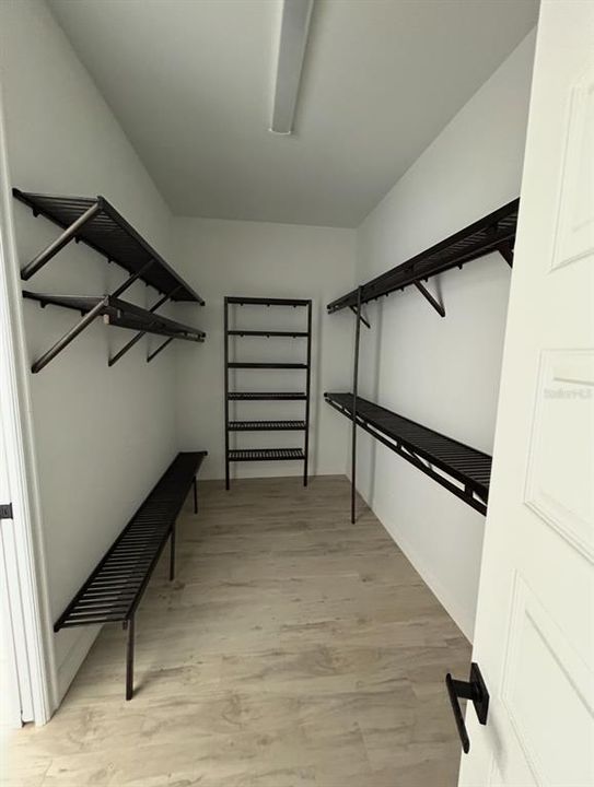 Active With Contract: $679,900 (3 beds, 3 baths, 1989 Square Feet)