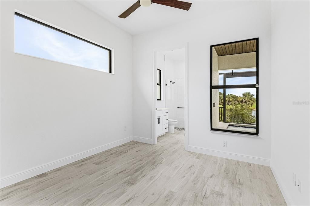 Active With Contract: $679,900 (3 beds, 3 baths, 1989 Square Feet)