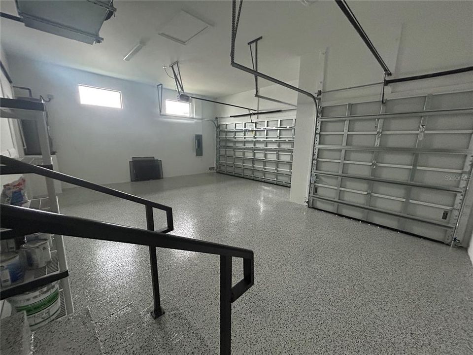 Active With Contract: $679,900 (3 beds, 3 baths, 1989 Square Feet)