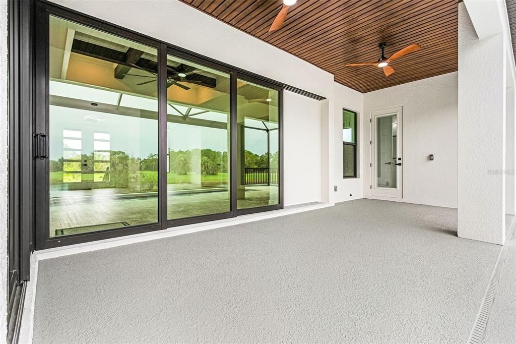 Active With Contract: $679,900 (3 beds, 3 baths, 1989 Square Feet)