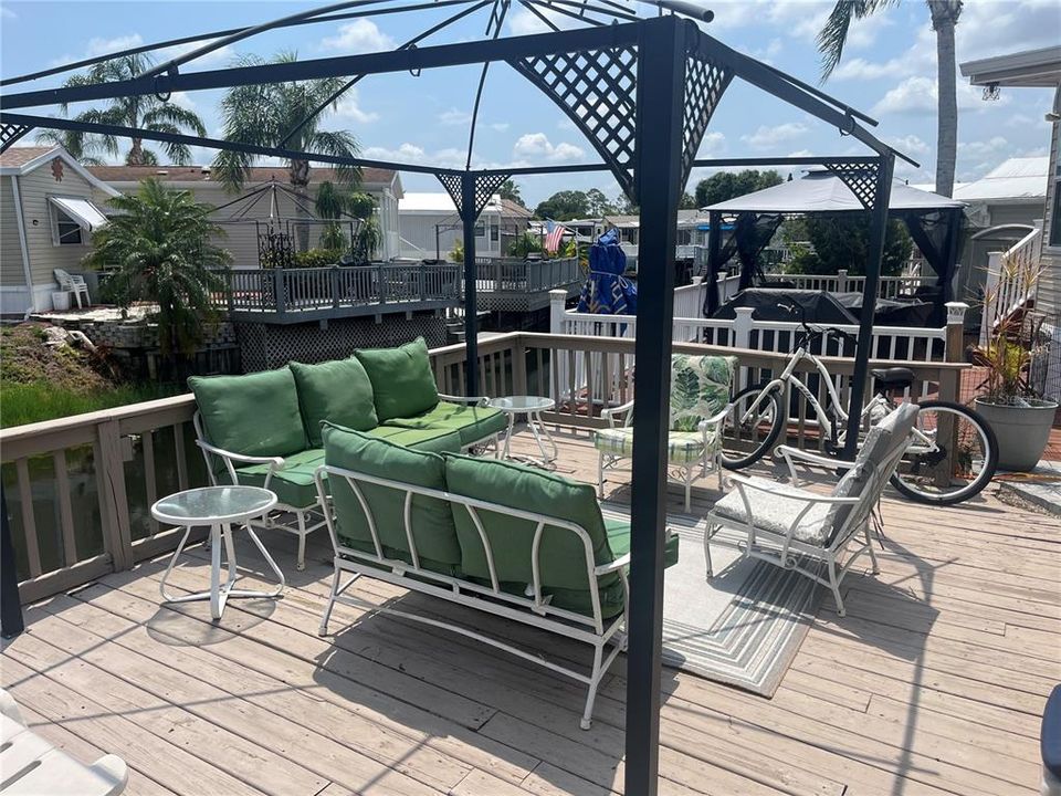 For Sale: $100,000 (1 beds, 1 baths, 372 Square Feet)