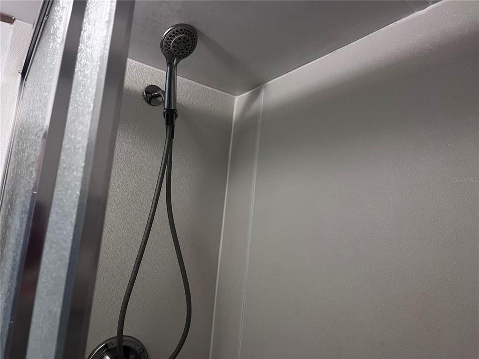 For Sale: $100,000 (1 beds, 1 baths, 372 Square Feet)