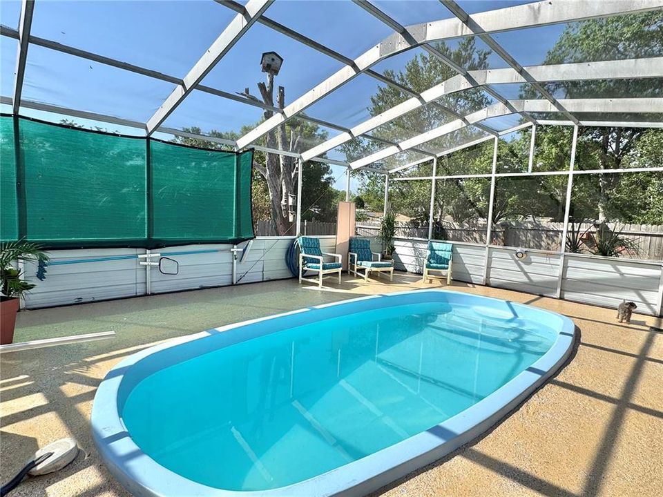 Active With Contract: $200,000 (2 beds, 1 baths, 1108 Square Feet)