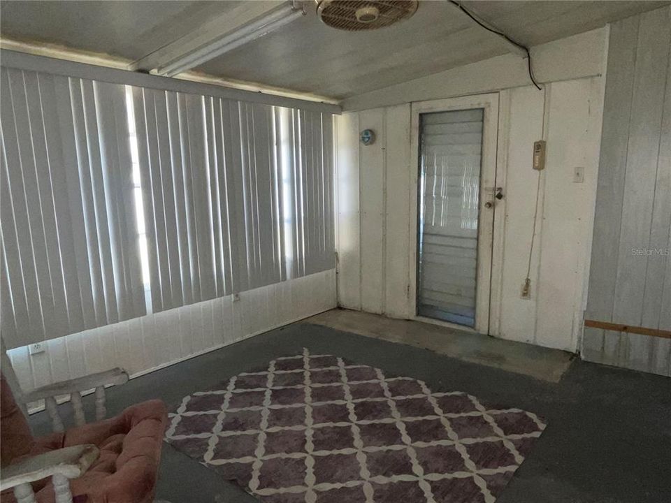 На продажу: $65,000 (1 спален, 1 ванн, 552 Квадратных фут)