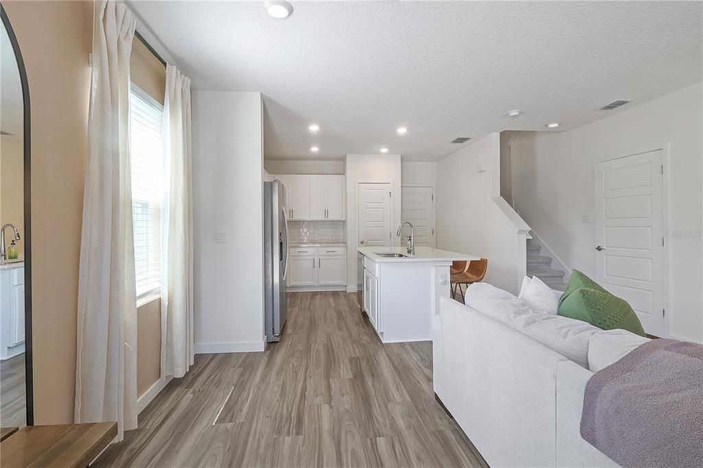 En Venta: $373,000 (3 camas, 2 baños, 1488 Pies cuadrados)