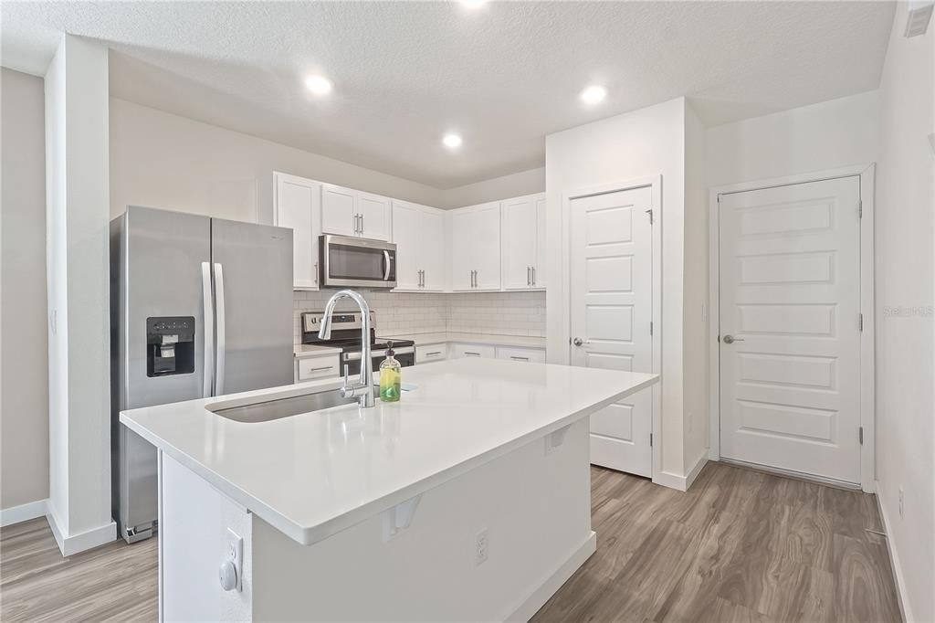 En Venta: $373,000 (3 camas, 2 baños, 1488 Pies cuadrados)