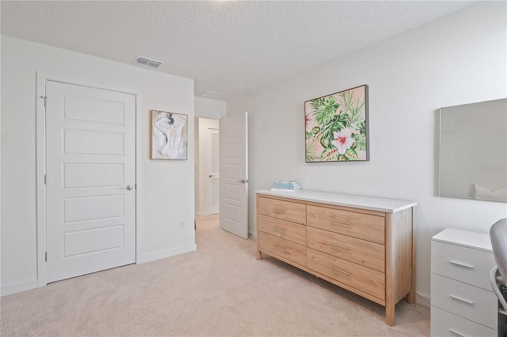 En Venta: $373,000 (3 camas, 2 baños, 1488 Pies cuadrados)