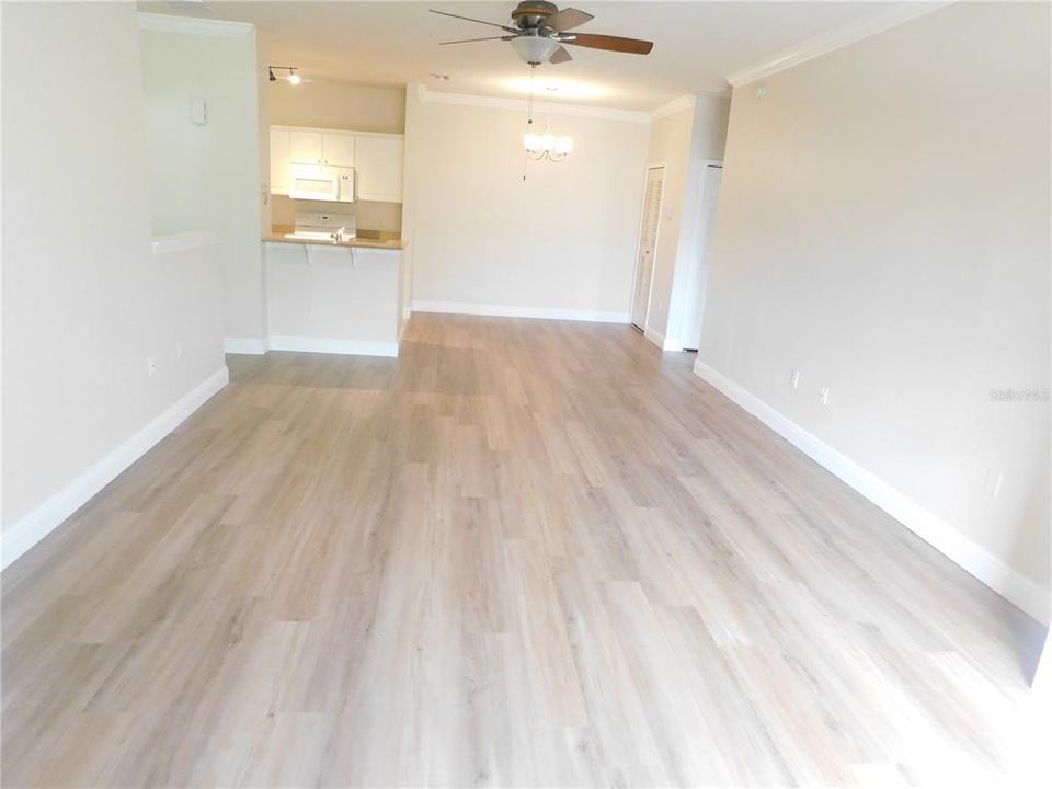 En Venta: $275,000 (2 camas, 2 baños, 1264 Pies cuadrados)