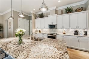 En Renta: $5,560 (3 camas, 2 baños, 2997 Pies cuadrados)