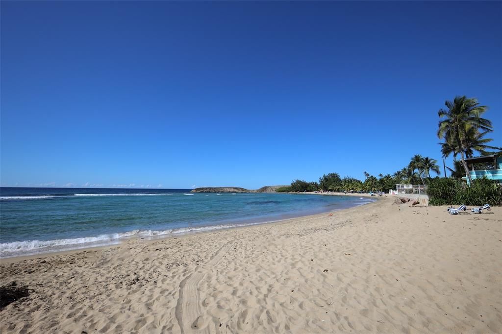 На продажу: $2,000,000 (8.35 acres)