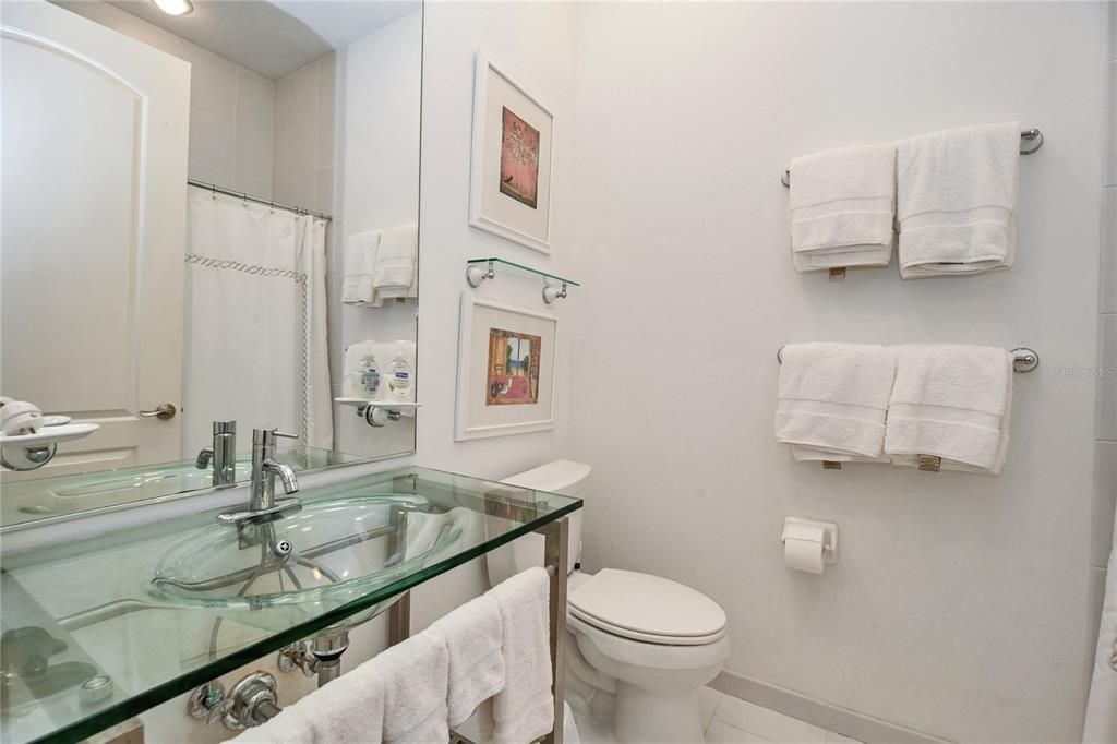 待售: $689,900 (3 贝兹, 2 浴室, 1982 平方英尺)