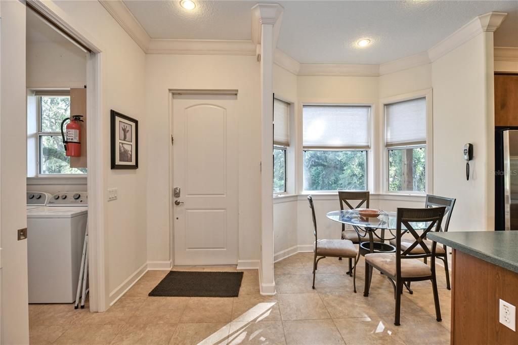 待售: $689,900 (3 贝兹, 2 浴室, 1982 平方英尺)