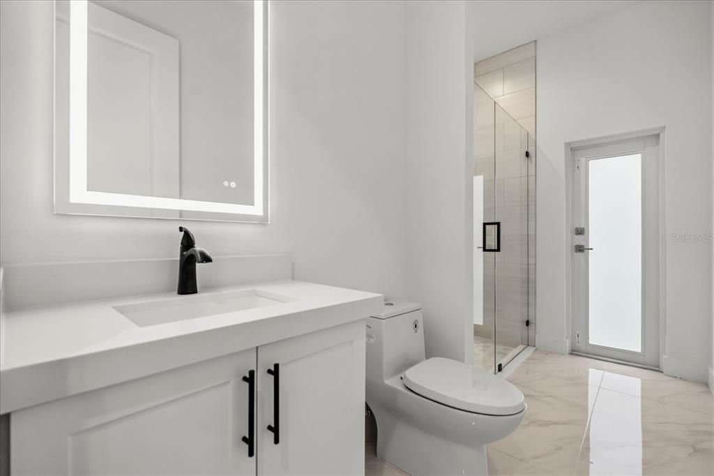 For Sale: $649,000 (3 beds, 3 baths, 2293 Square Feet)