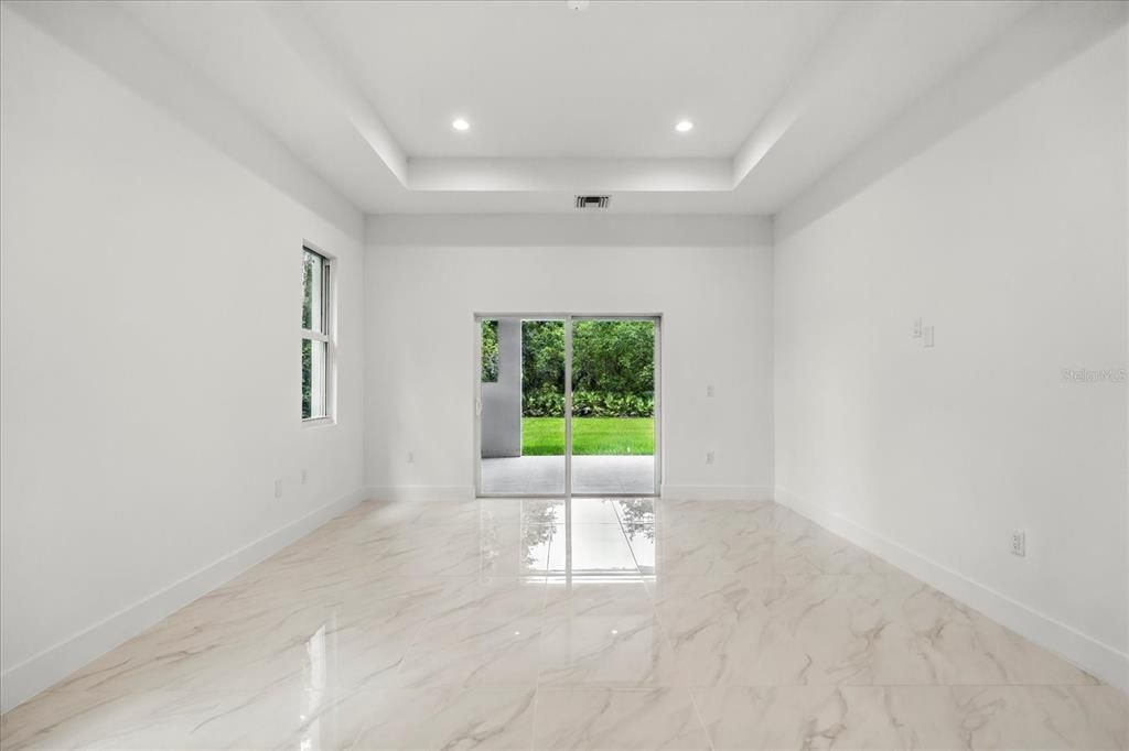 For Sale: $649,000 (3 beds, 3 baths, 2293 Square Feet)