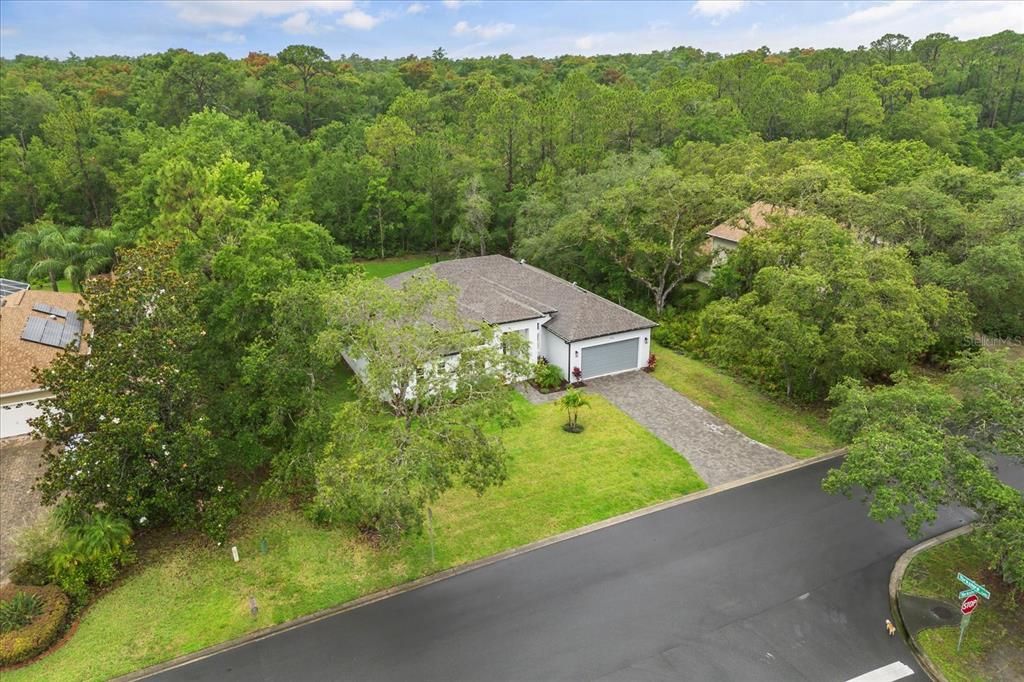 For Sale: $649,000 (3 beds, 3 baths, 2293 Square Feet)