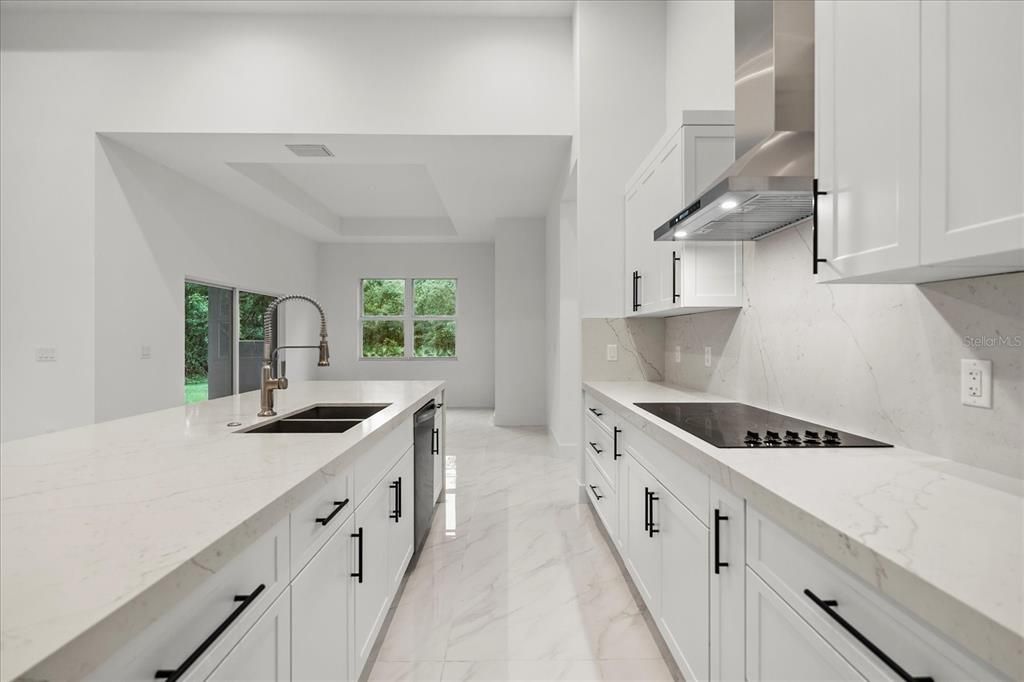 For Sale: $649,000 (3 beds, 3 baths, 2293 Square Feet)