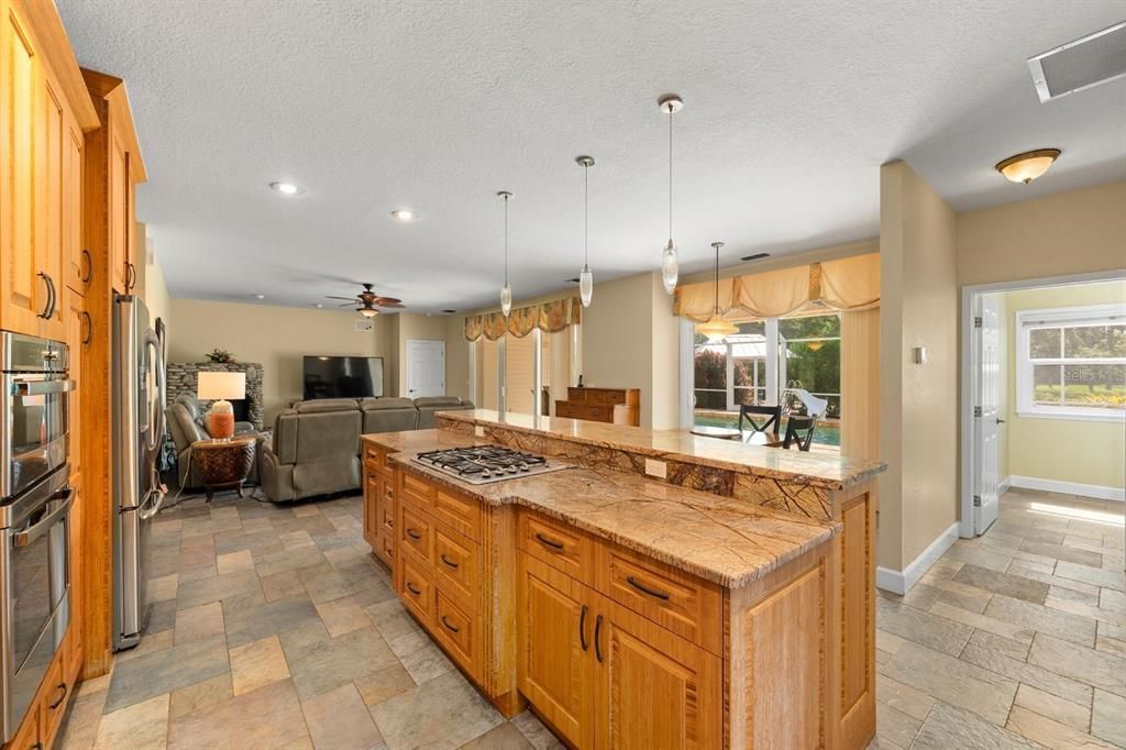 For Sale: $1,799,000 (5 beds, 4 baths, 4111 Square Feet)