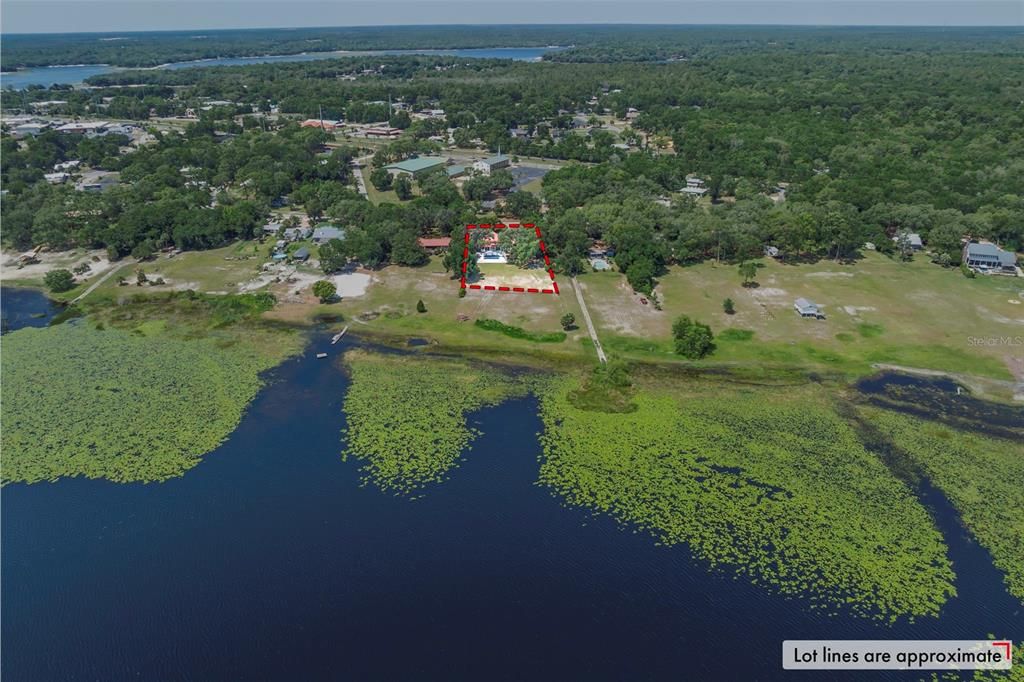 En Venta: $725,000 (5 camas, 4 baños, 3068 Pies cuadrados)