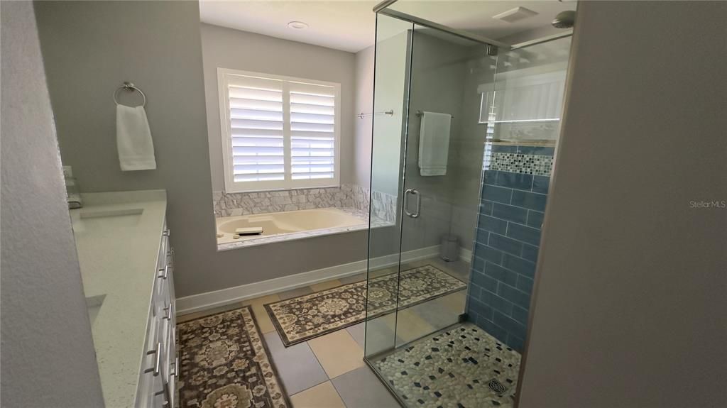 出租: $3,400 (3 贝兹, 2 浴室, 1648 平方英尺)