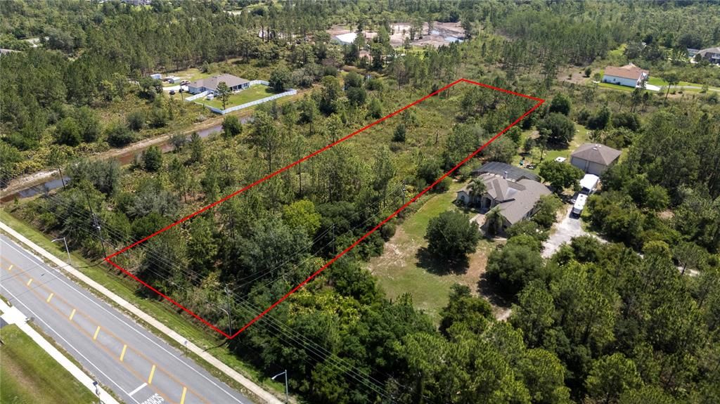 待售: $275,000 (2.24 acres)