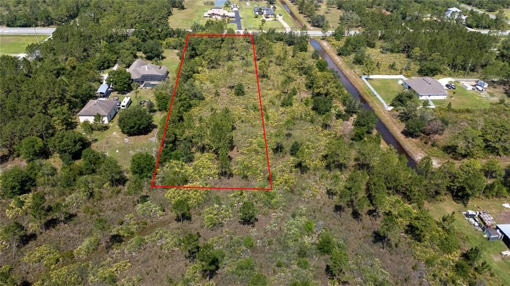 待售: $275,000 (2.24 acres)