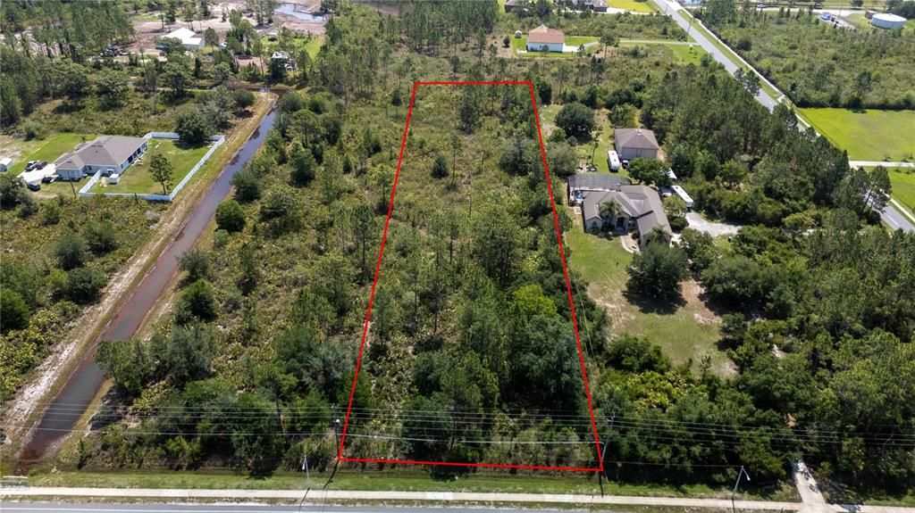 待售: $275,000 (2.24 acres)