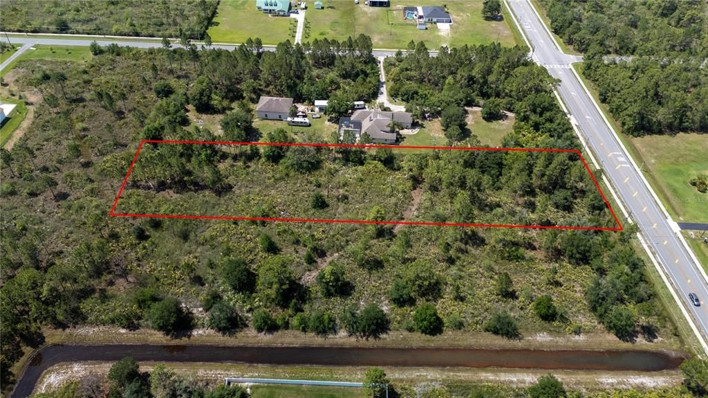 待售: $275,000 (2.24 acres)