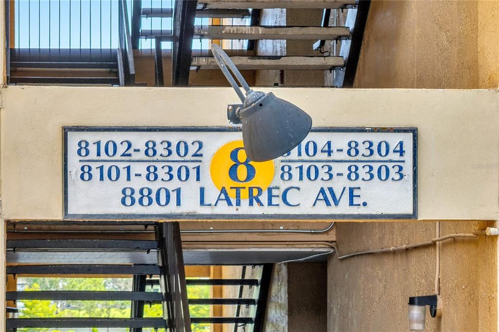 Activo con contrato: $235,000 (2 camas, 2 baños, 1003 Pies cuadrados)