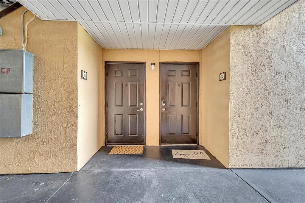 Activo con contrato: $235,000 (2 camas, 2 baños, 1003 Pies cuadrados)