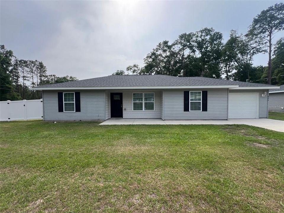 Recently Rented: $1,950 (3 beds, 2 baths, 1238 Square Feet)