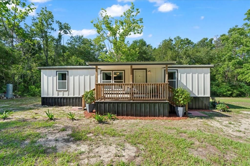 最近售出: $175,000 (3 贝兹, 2 浴室, 920 平方英尺)