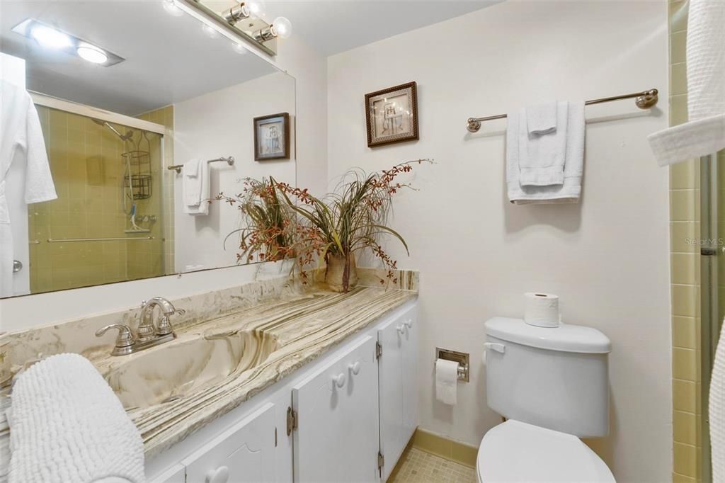 For Rent: $2,950 (3 beds, 3 baths, 1458 Square Feet)