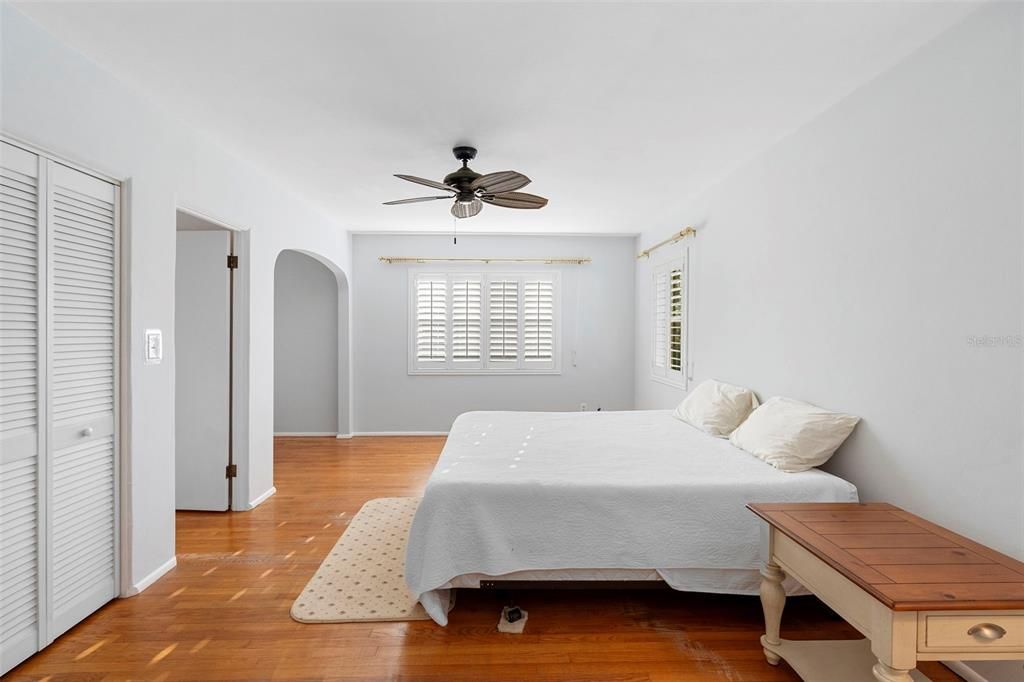 На продажу: $599,900 (3 спален, 3 ванн, 2803 Квадратных фут)